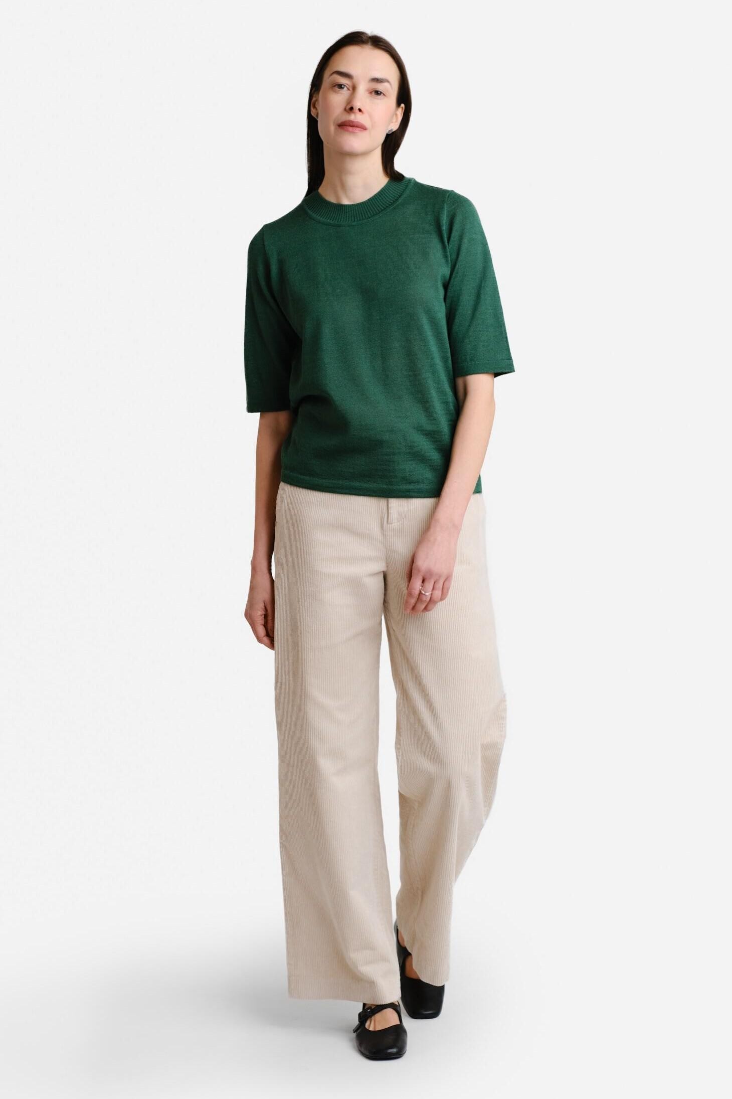 Pearl-neulepusero, smaragdi