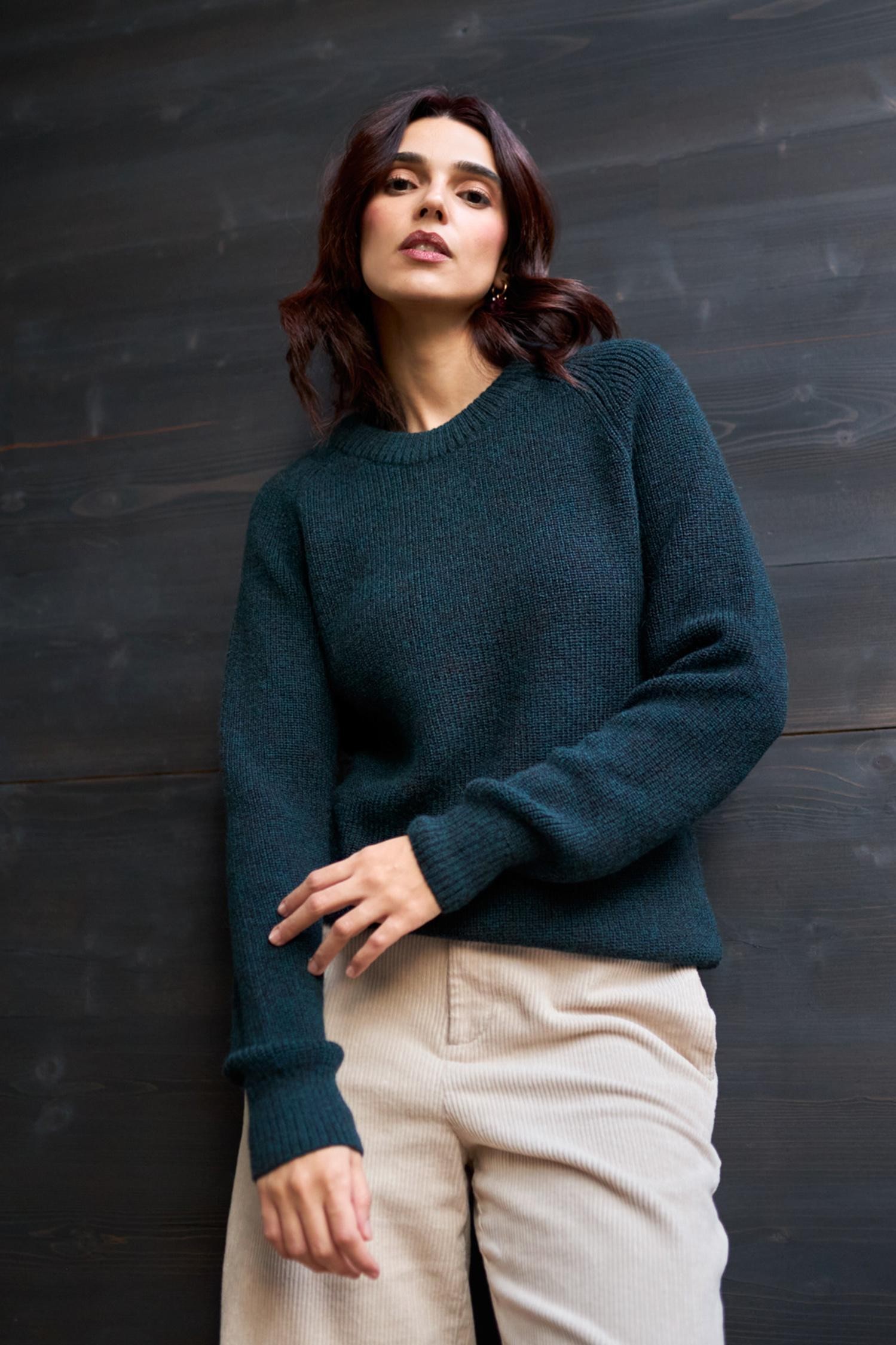 Loyal-neulepusero, tumma petrooli - Image 2