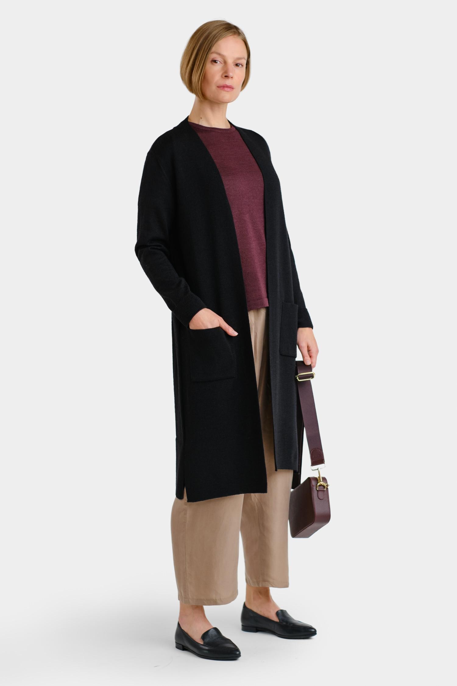 Joy-neuletakki, musta