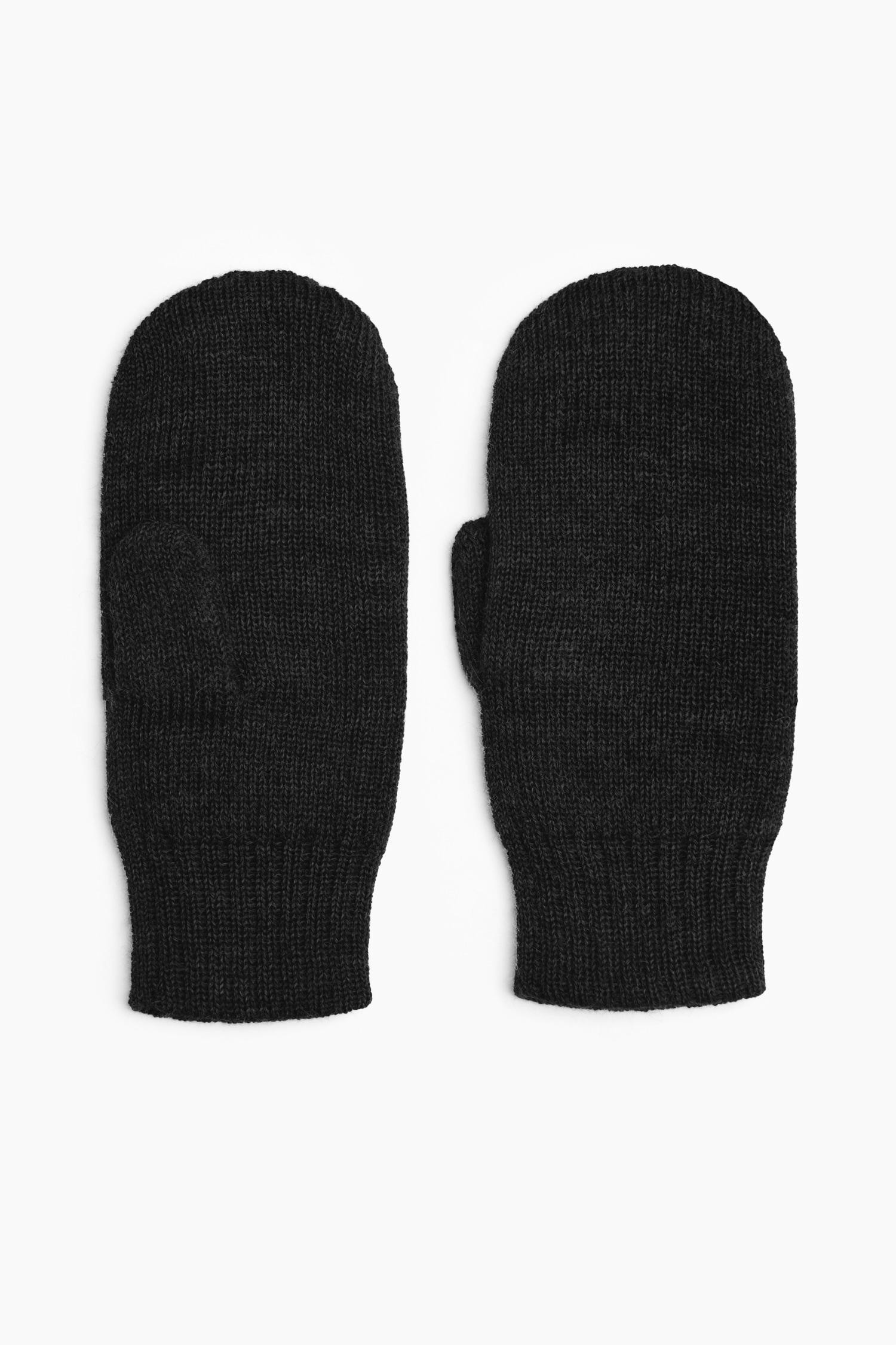 Touch-lapaset, musta