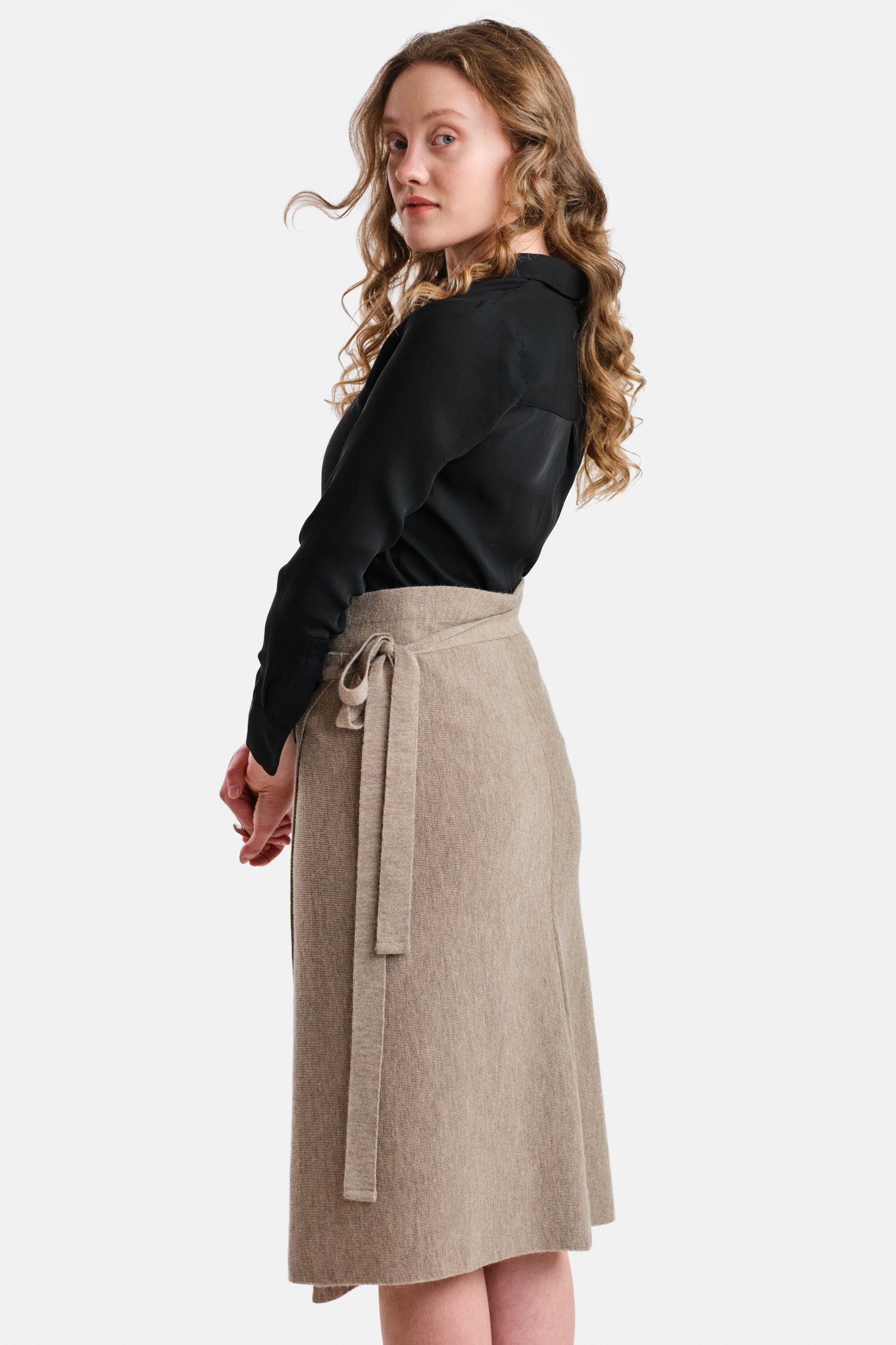 Origami-hame, Greige - Image 3