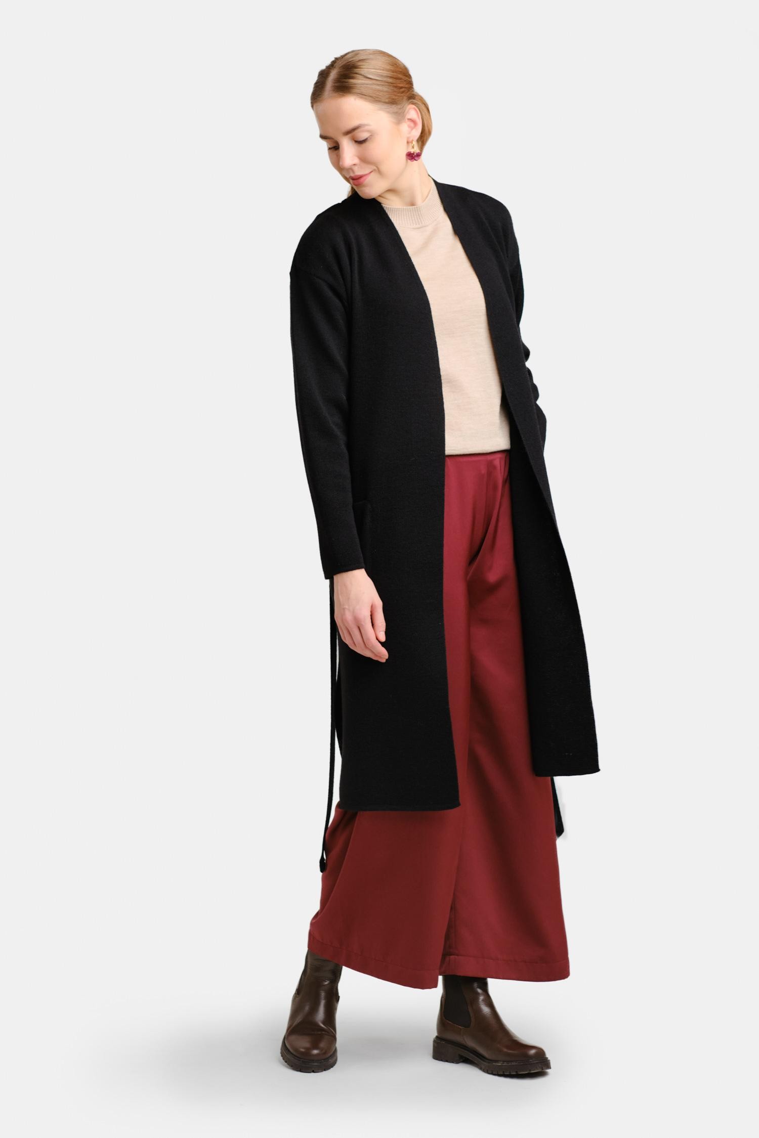 Forward-neuletakki, musta