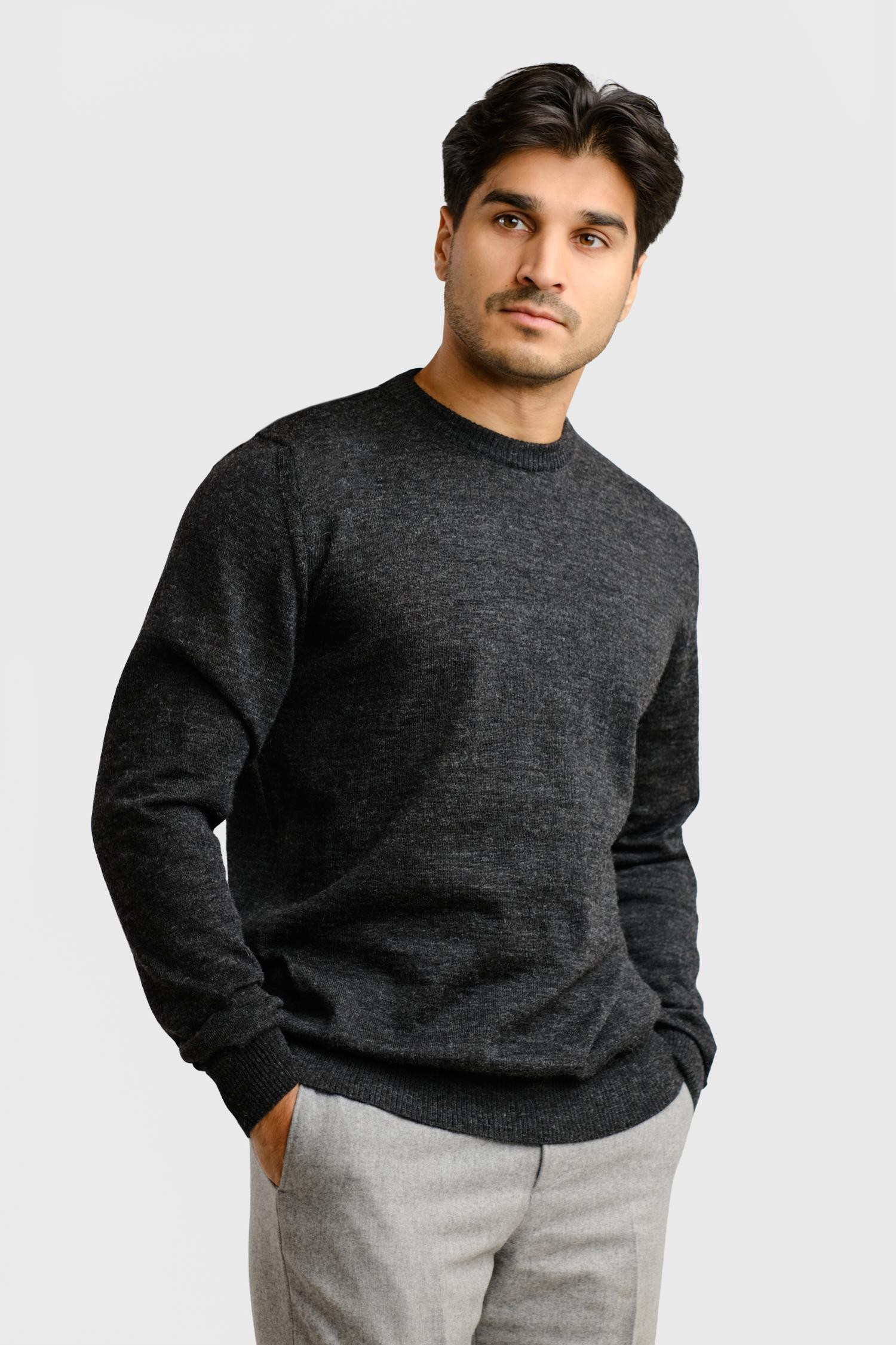 Element-neule, hiilenharmaa