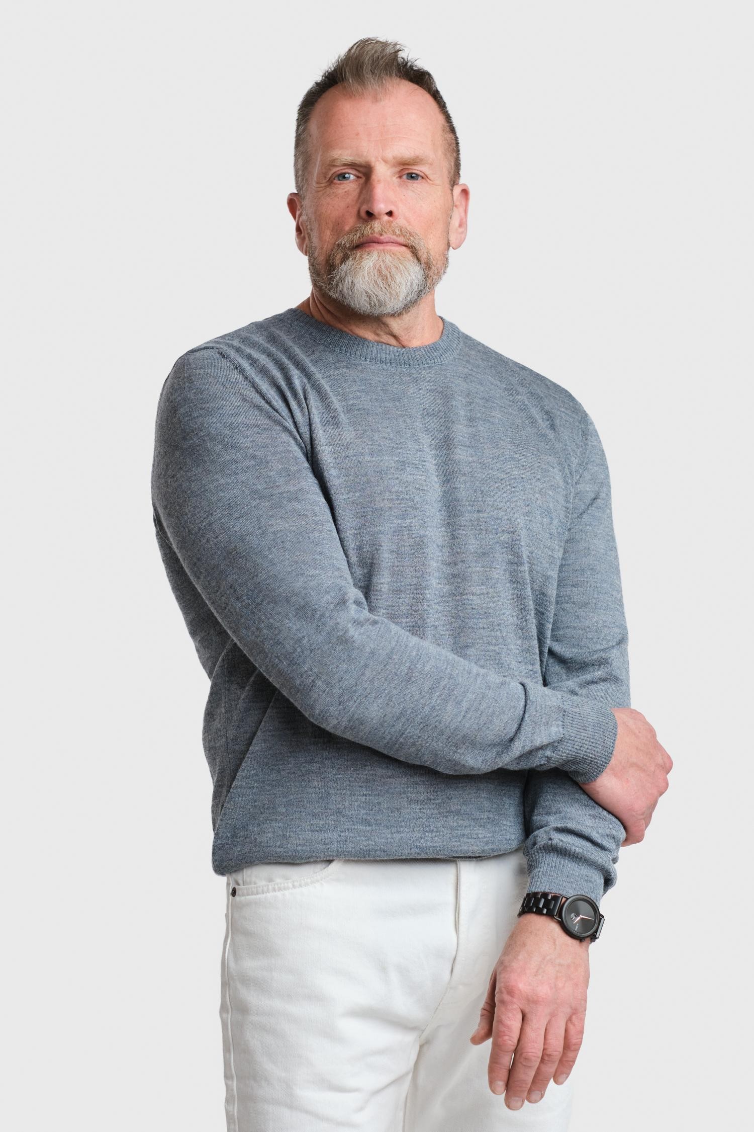 Element-neule, savunsininen