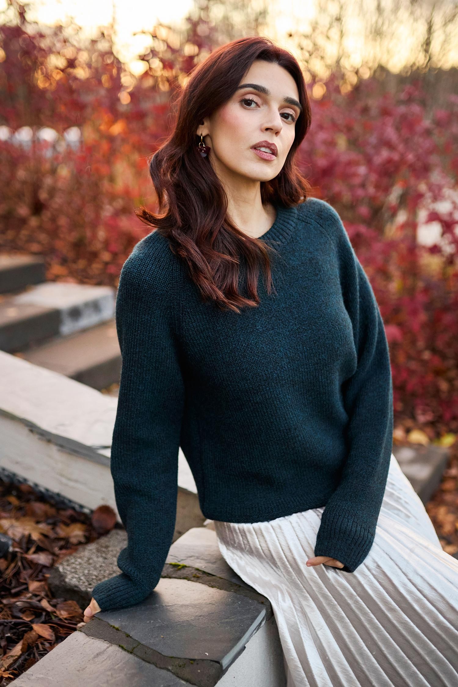 Loyal-neulepusero, Tumma petrooli, L, 1 LK, #6928