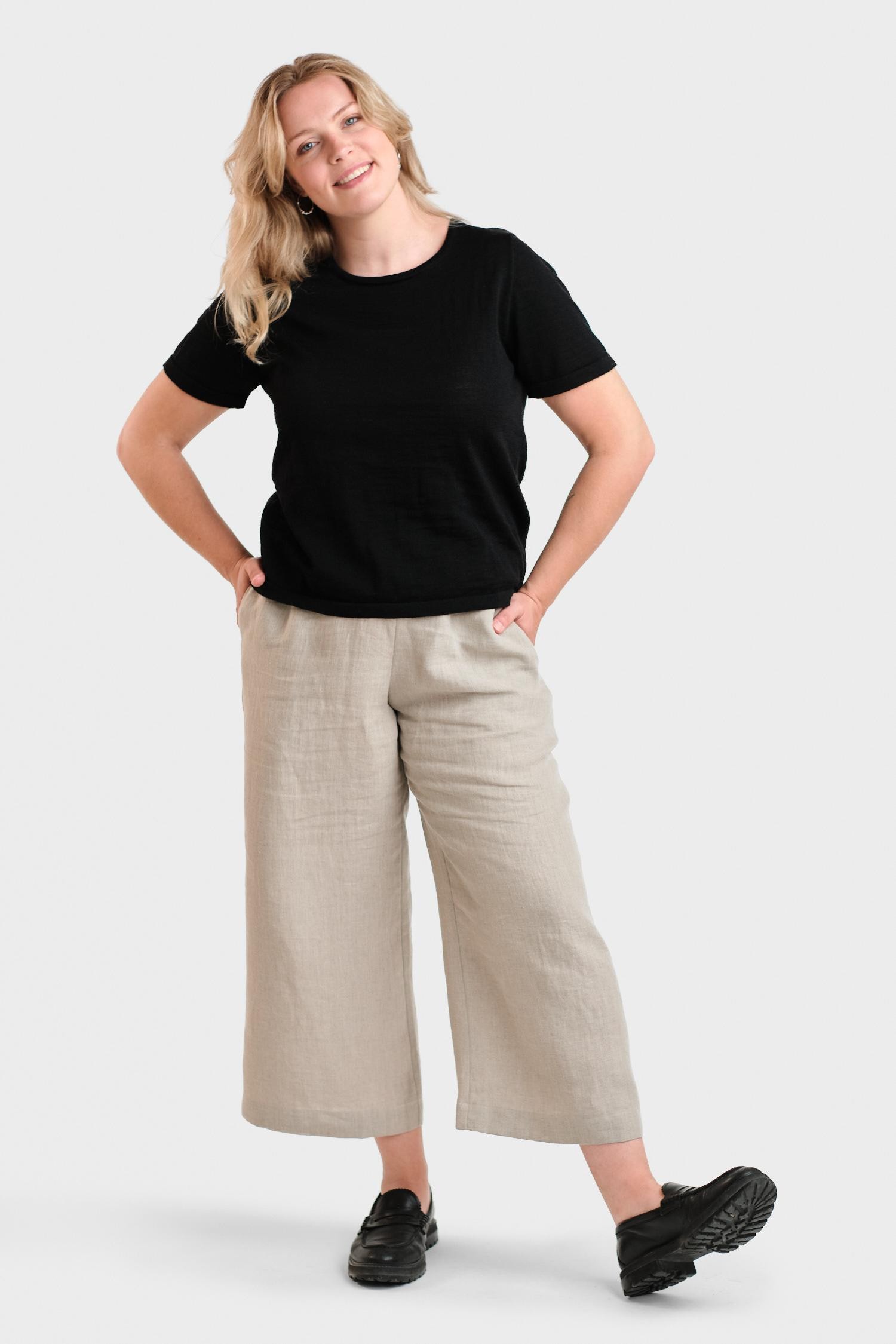 Simple t-paita, musta - Image 2