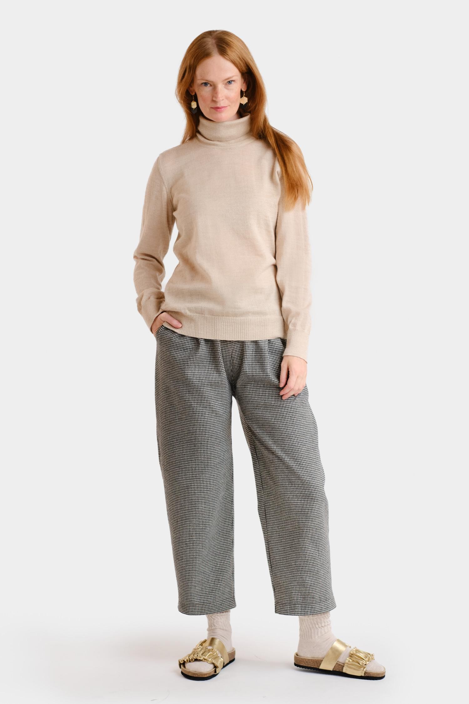 Smooth-pooloneule, beige