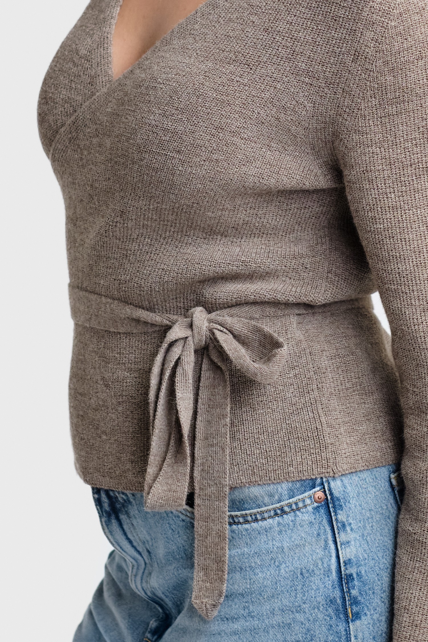 Calm-kietaisuneule, tumma greige - Image 5