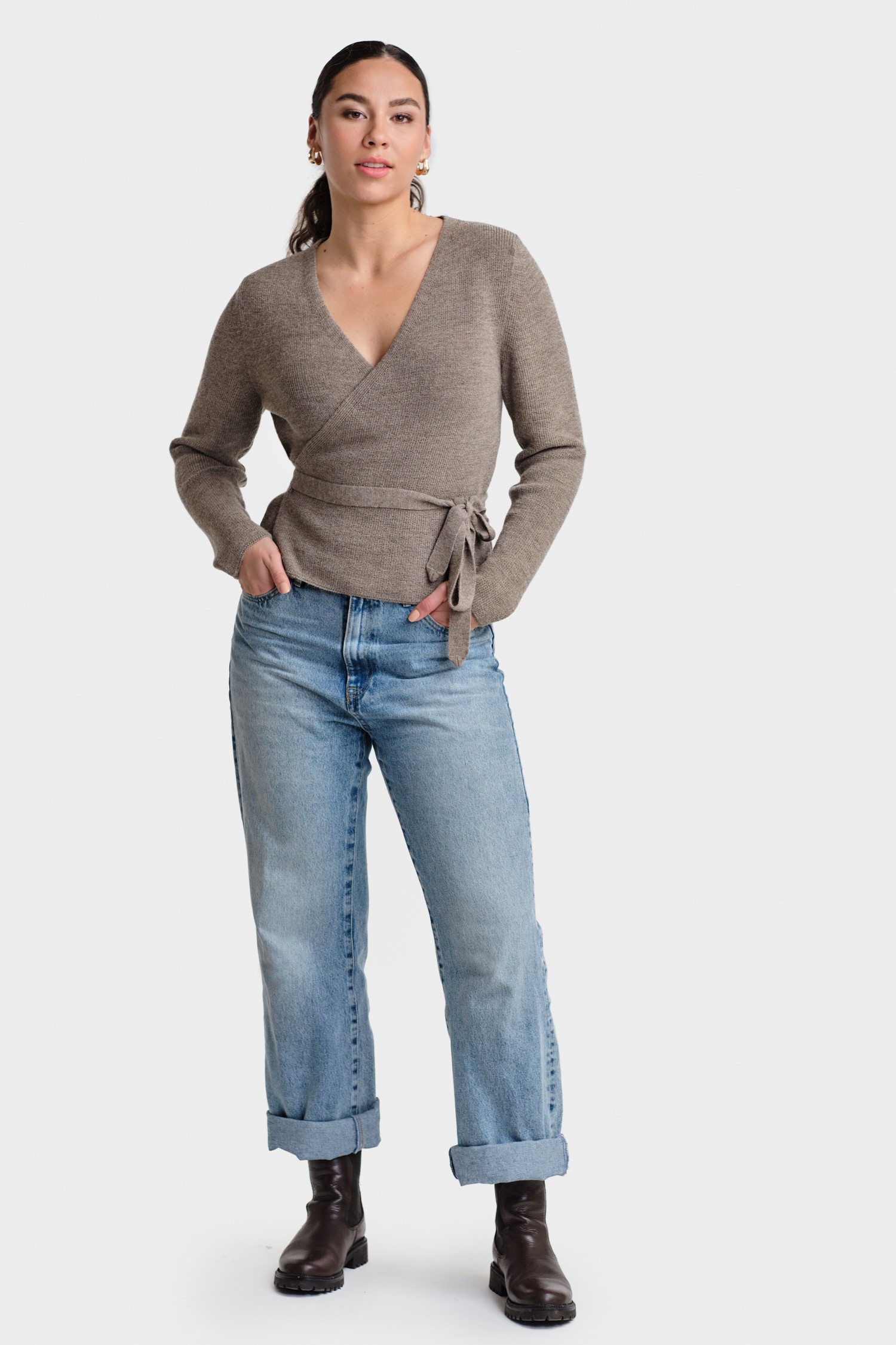 Calm-kietaisuneule, tumma greige